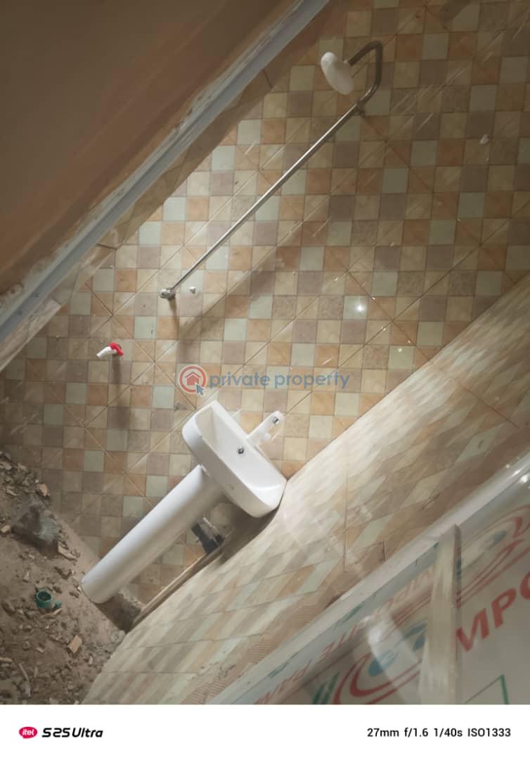 4 bedroom apartment to let - 4 4 bedroom Block Of Flats For Rent Opposite Dstv Akala Express Akala Express Ibadan Oyo - 4