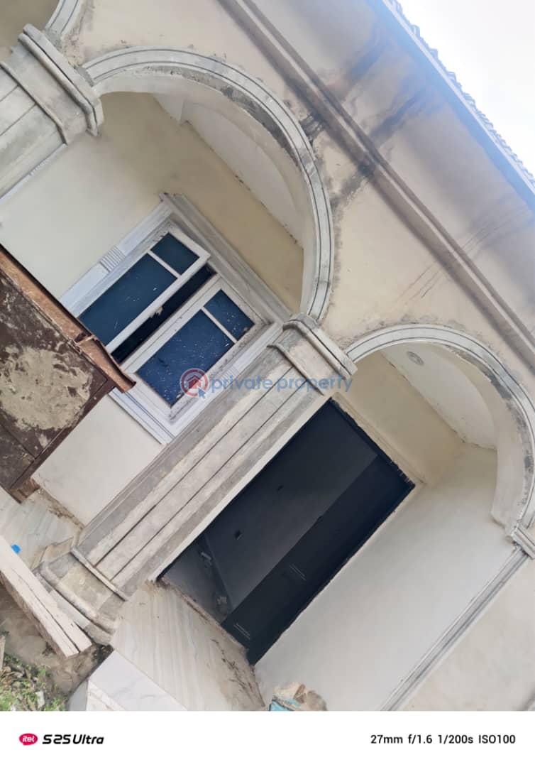 4 bedroom apartment to let - 1 4 bedroom Block Of Flats For Rent Opposite Dstv Akala Express Akala Express Ibadan Oyo - 1