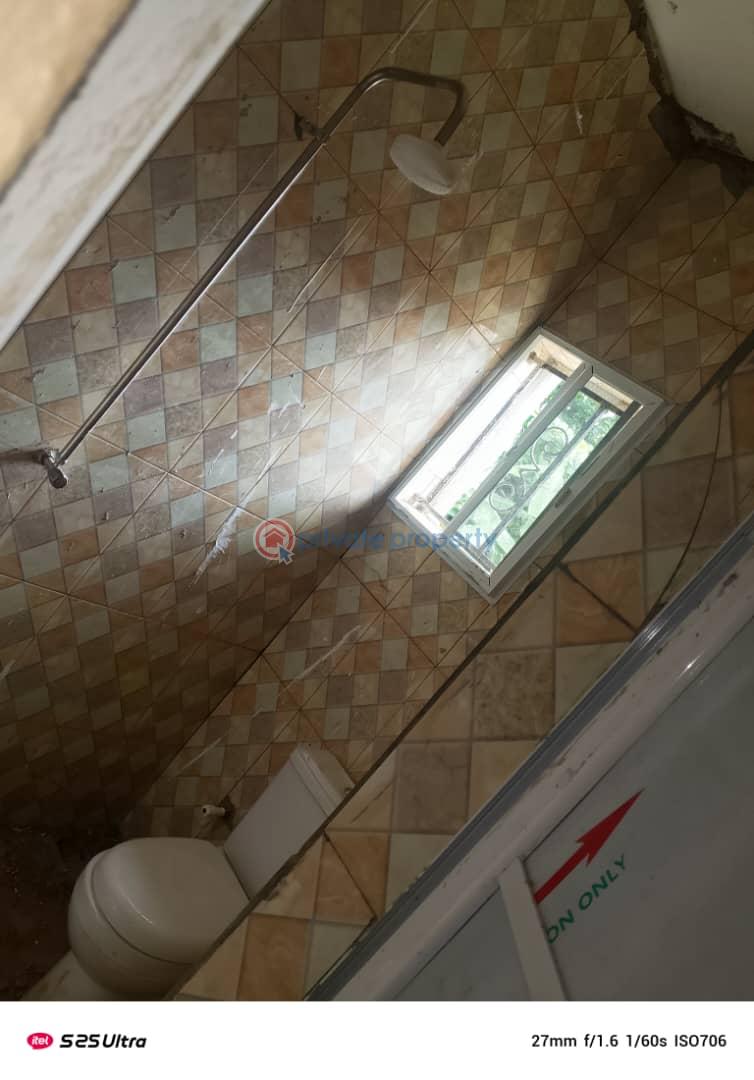 4 bedroom apartment to let - 6 4 bedroom Block Of Flats For Rent Opposite Dstv Akala Express Akala Express Ibadan Oyo - 6