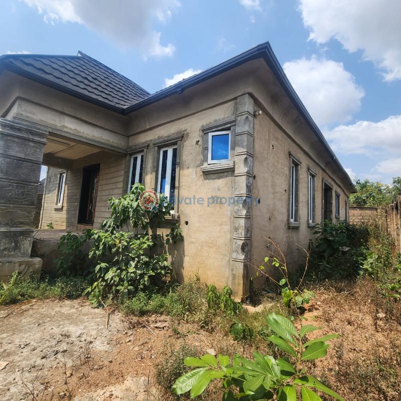 4 bedroom Bungalow For Sale Aba Ode, Soka Ibadan Soka Ibadan Oyo - 8