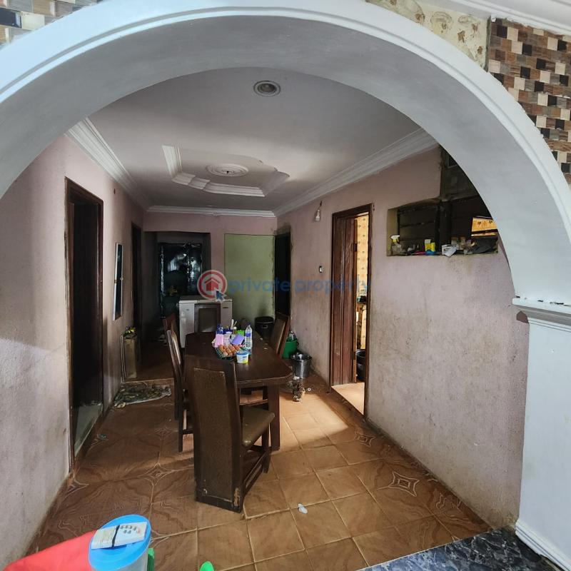 4 bedroom Detached Bungalow For Sale Falade Olorisha Oko, Moniya Ibadan Oyo - 9