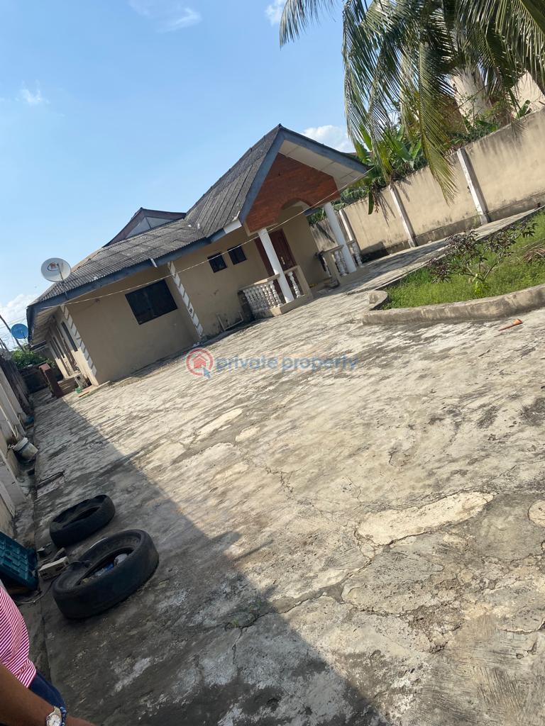 4 bedroom Detached Bungalow For Sale Alogba Estate Ibeshe Ikorodu Lagos - 0