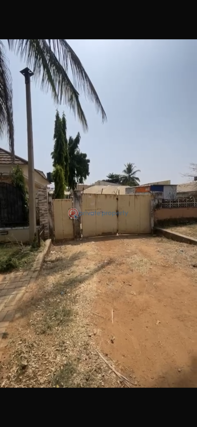 4 bedroom Bungalow For Sale Wuye Abuja Phase 2  - 2