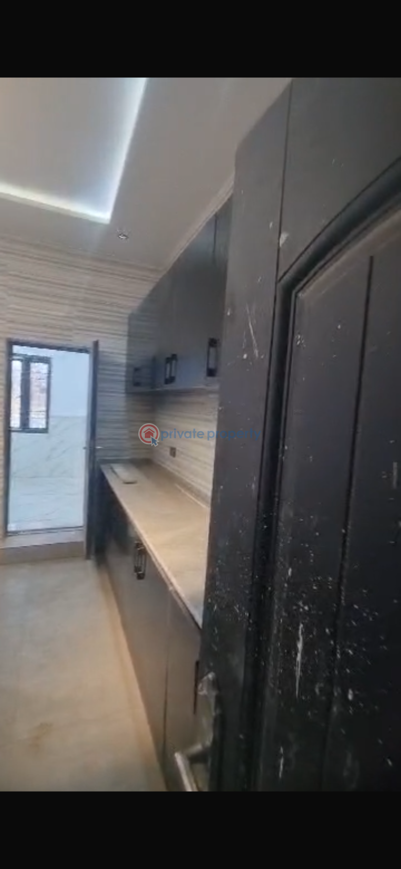 4 bedroom Detached Bungalow For Sale Galadimawa Abuja Phase 3  - 5