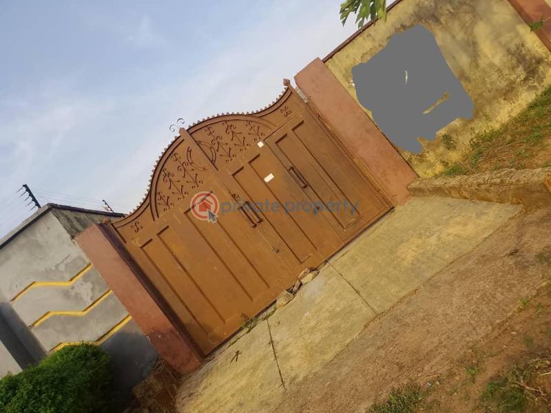4 bedroom Detached Bungalow For Sale Owode Estate Apata Ibadan Oyo - 0