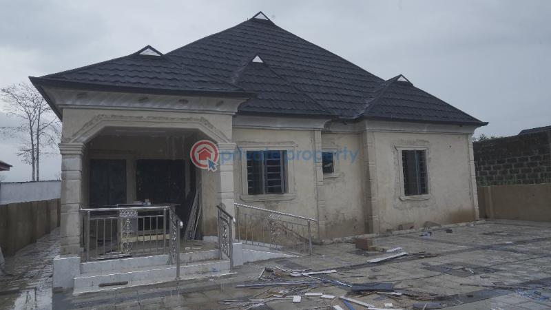 4 bedroom Detached Bungalow For Sale Simawa Mowe Ogun area  - 0