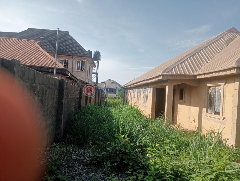 4 bedroom Bungalow For Sale Opposite The Redemption City Magboro Lagos Extension Ogun - 3