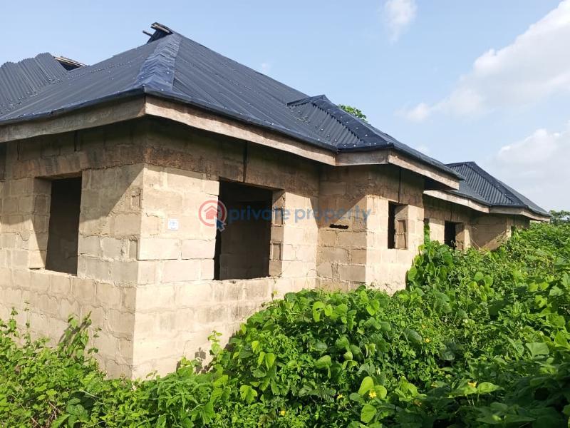 4 bedroom Detached Bungalow For Sale Idi Oke Estate, Olorisaoko Moniya, Ibadan Moniya Ibadan Oyo - 4