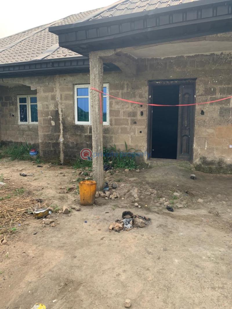 4 bedroom Detached Bungalow For Sale Mowe Obafemi Owode Ogun - 1