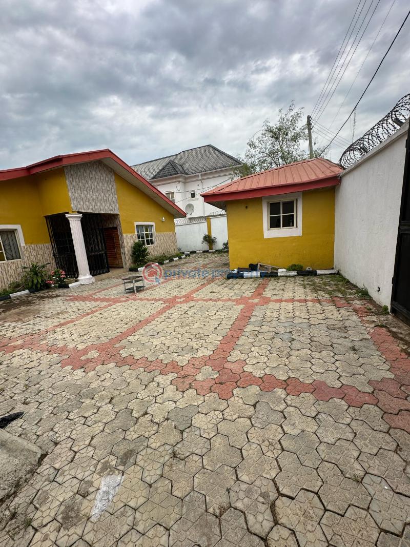 4 bedroom Bungalow For Sale Gate 3 Elebu Off Akala Expressway Ibadan Oyo - 5
