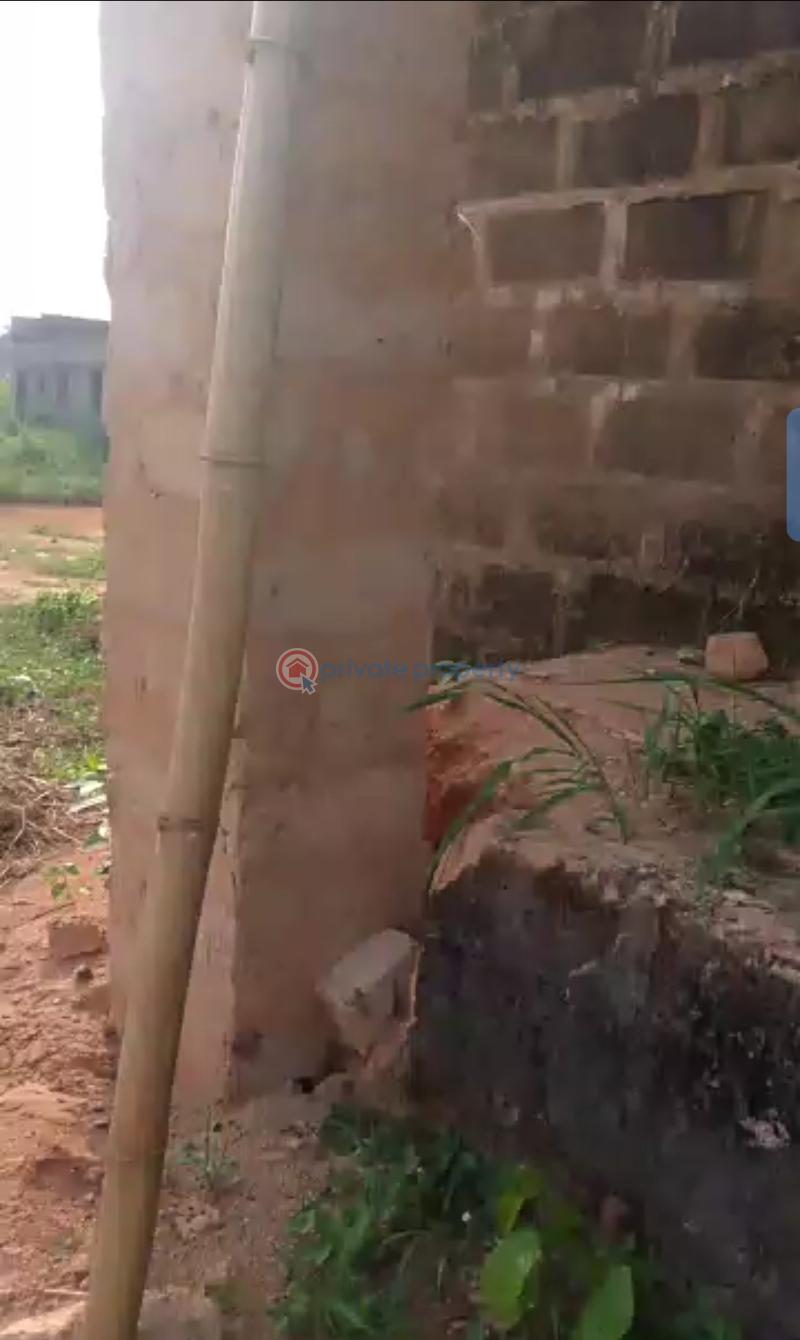 Bungalow For Sale Oguaka Community Along Auchi Bypass Benin City Edo Benin Edo - 6