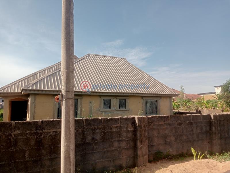 4 bedroom Bungalow For Sale Opposite The Redemption City Magboro Lagos Extension Ogun - 1