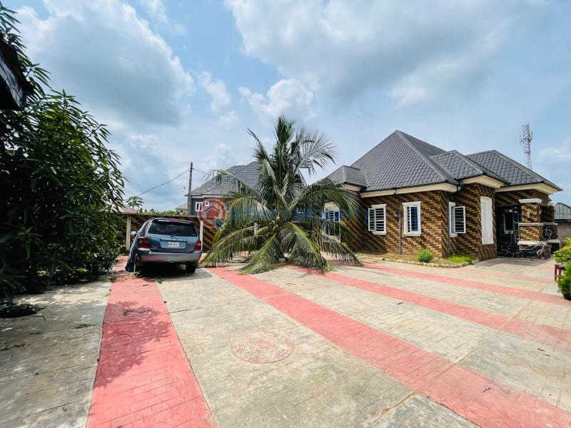 4 bedroom Bungalow For Sale Irete By Catering Junction Off Onitsha Road, Owerri Owerri Imo - 2