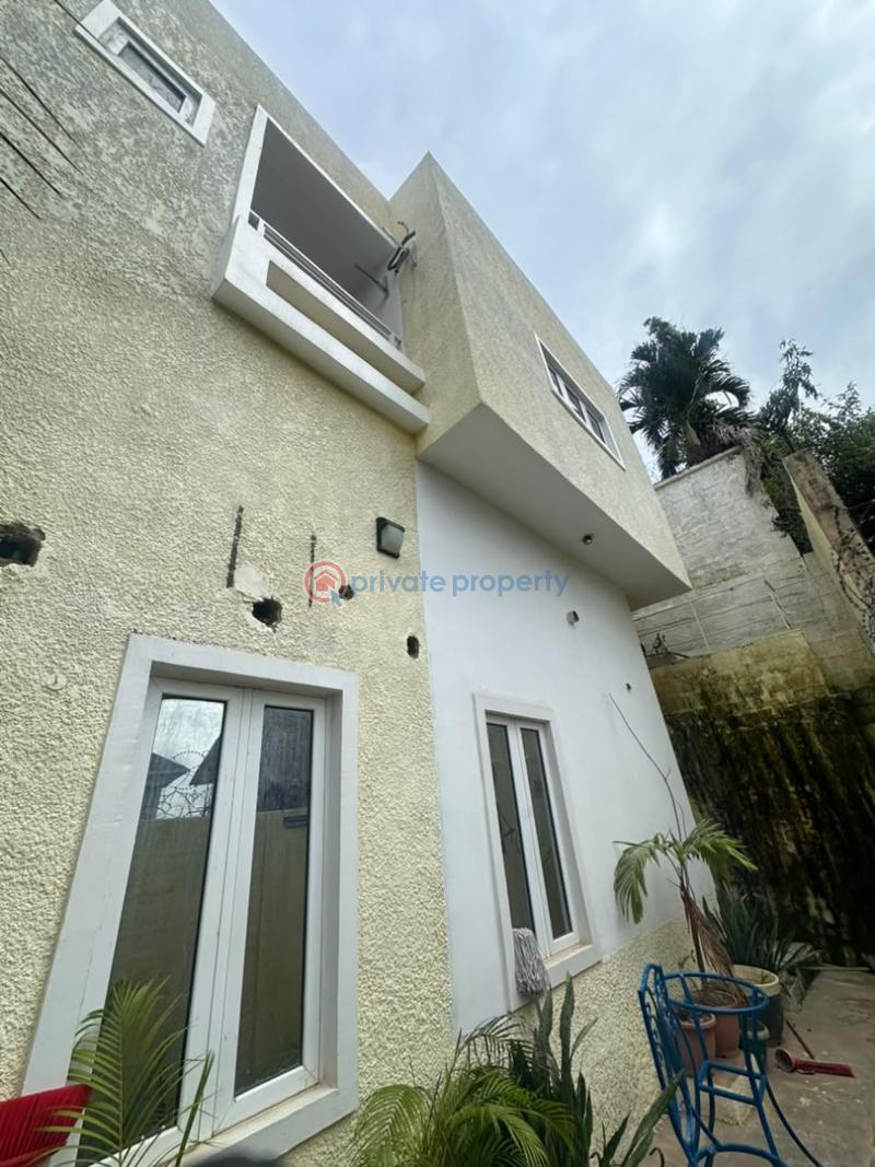 4 bedroom Detached Bungalow For Sale Apo Abuja Phase 2  - 5