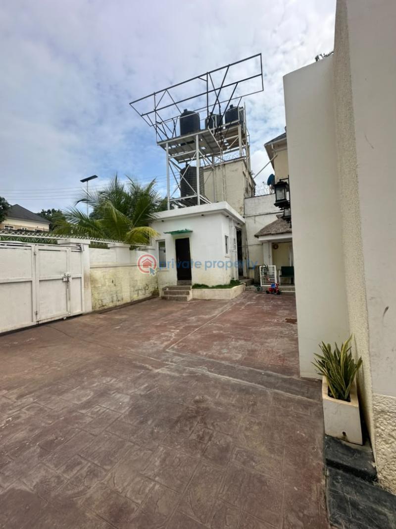 4 bedroom Detached Bungalow For Sale Apo Abuja Phase 2  - 3