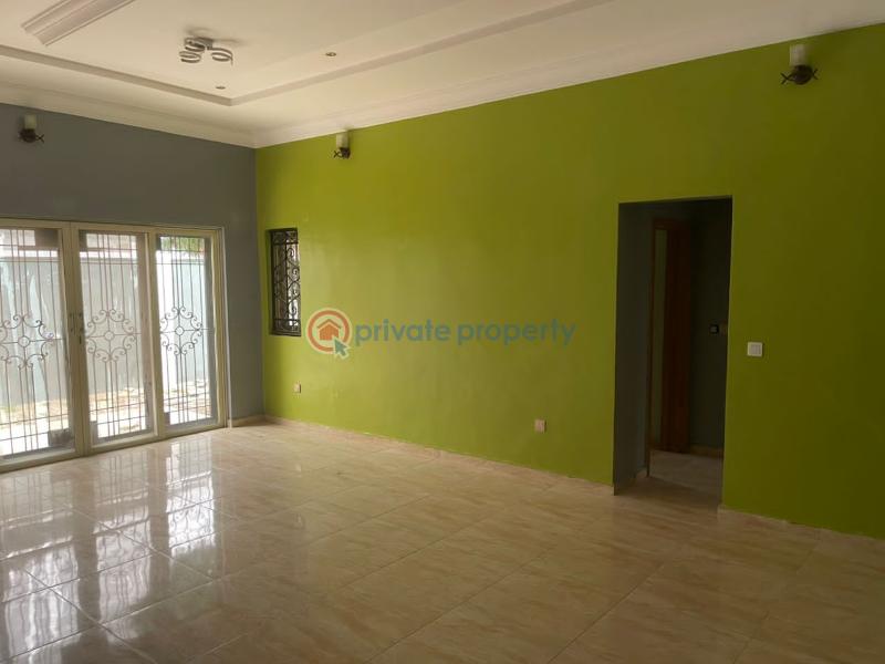 4 bedroom Detached Bungalow For Sale Mayfair Gardens Estate Awoyaya Ajah Lagos - 5