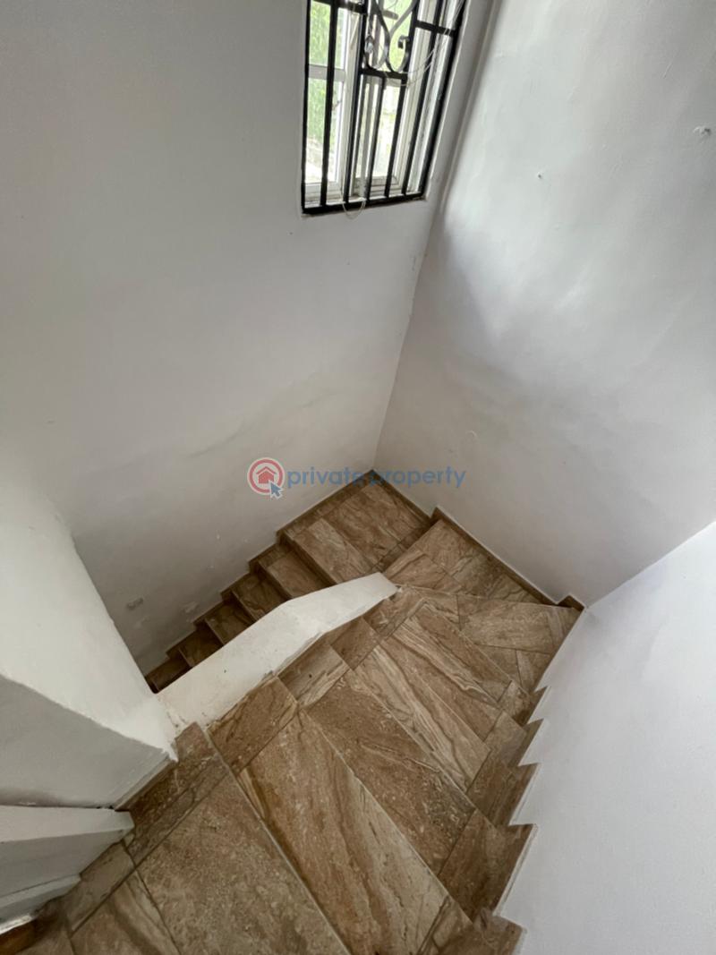 4 bedroom Detached Bungalow For Sale Mayfair Gardens Estate Awoyaya Ajah Lagos - 3
