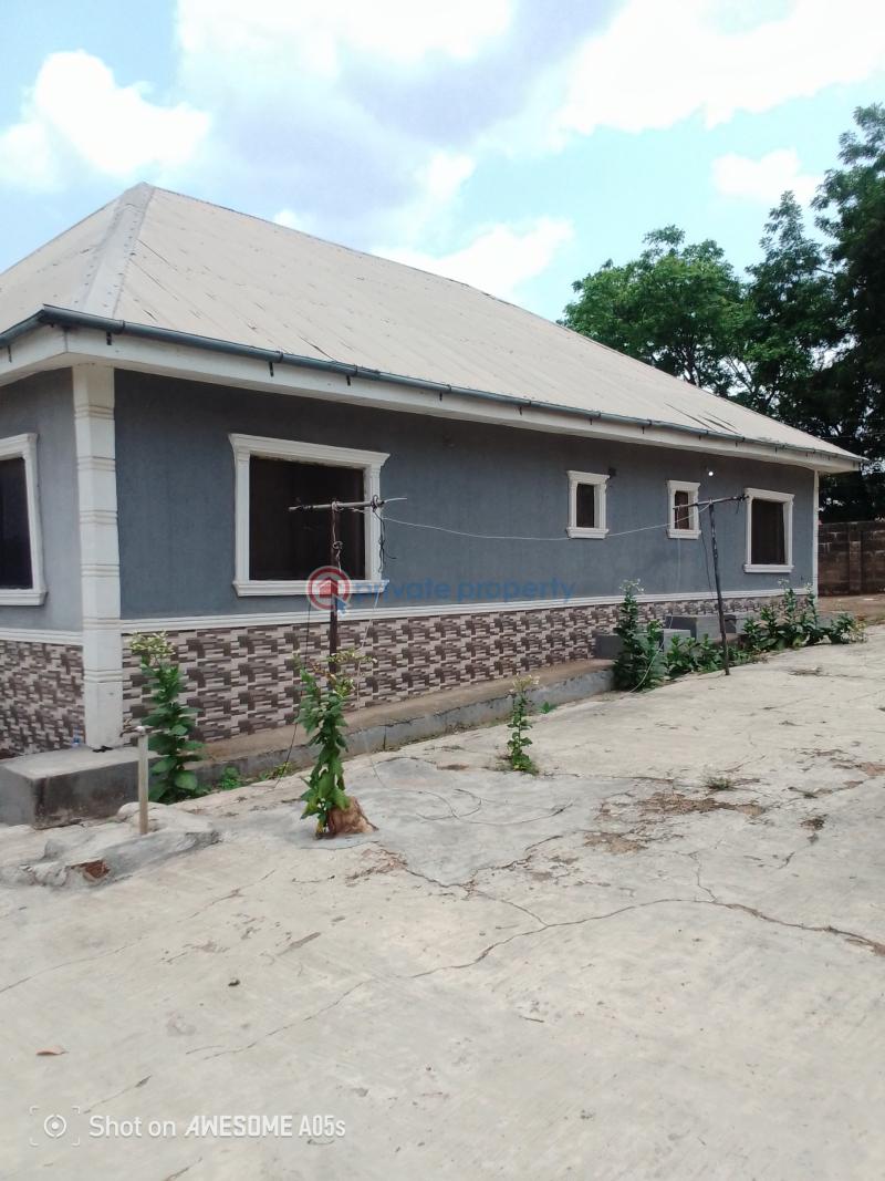 4 bedroom bungalow with extra plot of land @ bcj apata, ibadan - 6 4 bedroom Shared Apartment For Sale Ring Road Apata Ibadan Oyo - 6