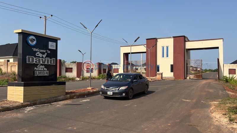 4 bedroom Detached Bungalow For Sale Off Unth Enugu Ezeagu Enugu - 1