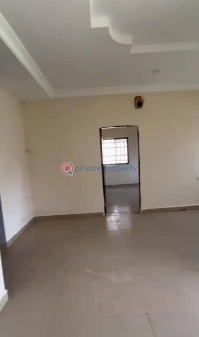 4 bedroom Detached Bungalow For Rent Centenary Enugu Area  - 0
