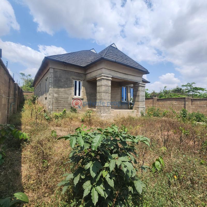 4 bedroom Bungalow For Sale Aba Ode, Soka Ibadan Soka Ibadan Oyo - 0