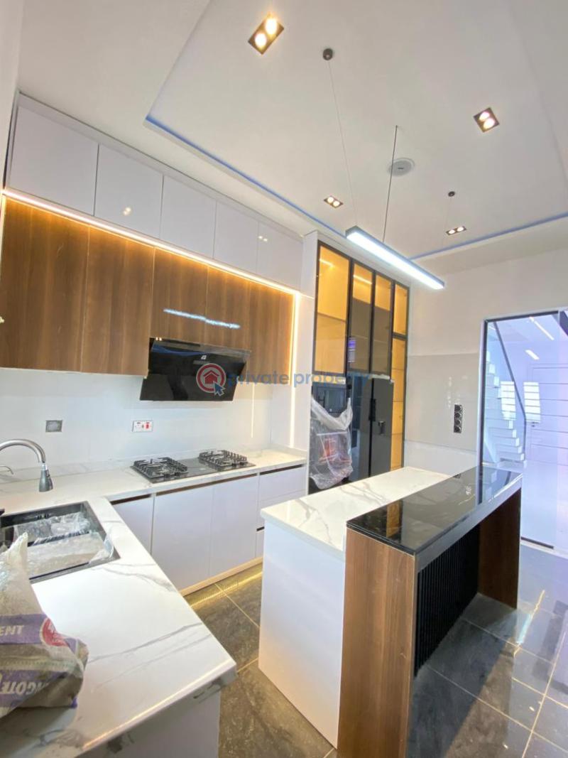 4 bedroom Semi detached Duplex For Sale Ikota Gra Lekki Ikota Lekki Lagos - 8