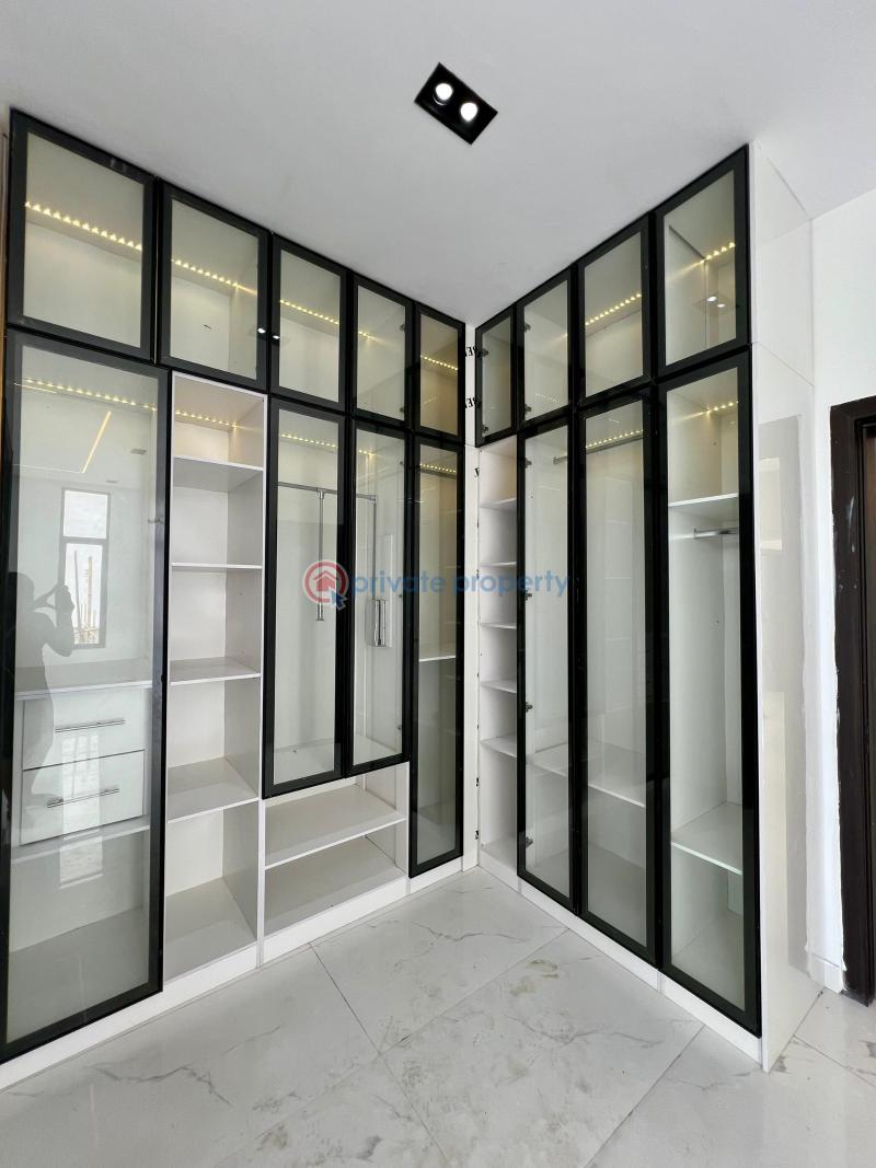 4 bedroom Detached Duplex For Sale Chevron Drive Lekki Lagos - 9