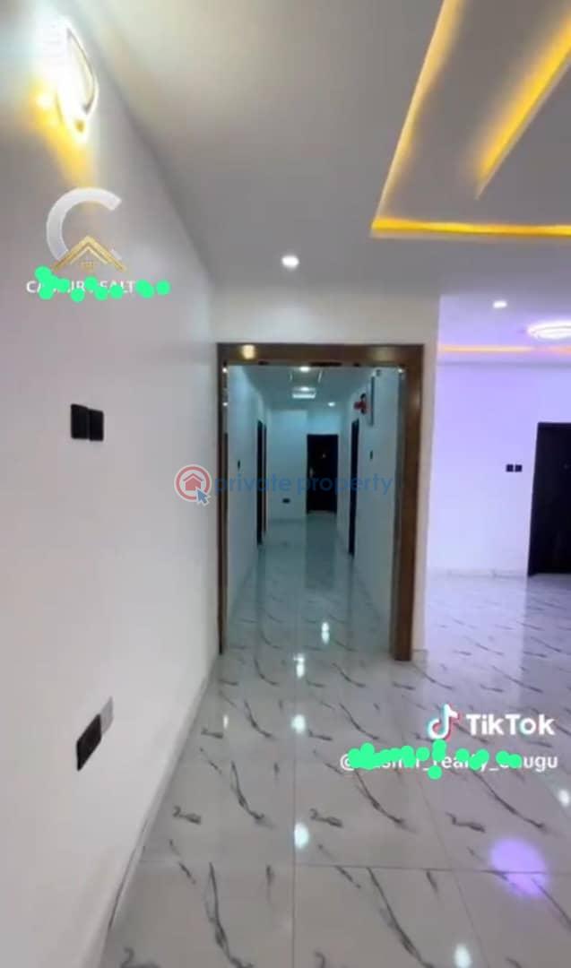 4 bedroom Detached Bungalow For Sale Phase 6 Transekulu Enugu Area  - 2