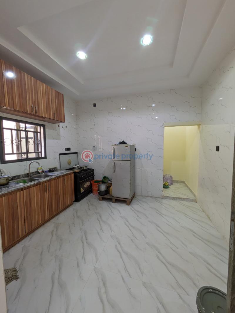 4 bedroom Detached Bungalow For Sale Lokogoma Abuja Phase 2  - 3