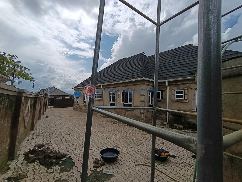 Detached Bungalow For Sale Estate Ojoo Ibadan Oyo - 4