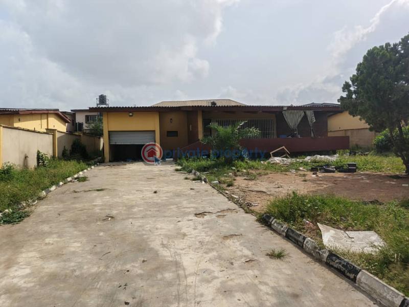 4 bedroom Detached Bungalow For Rent New Bodija, Ibadan Bodija Ibadan Oyo - 10