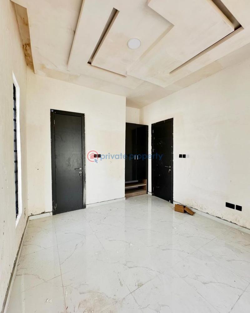 4 bedroom House For Sale Ikota Lekki Lagos - 3