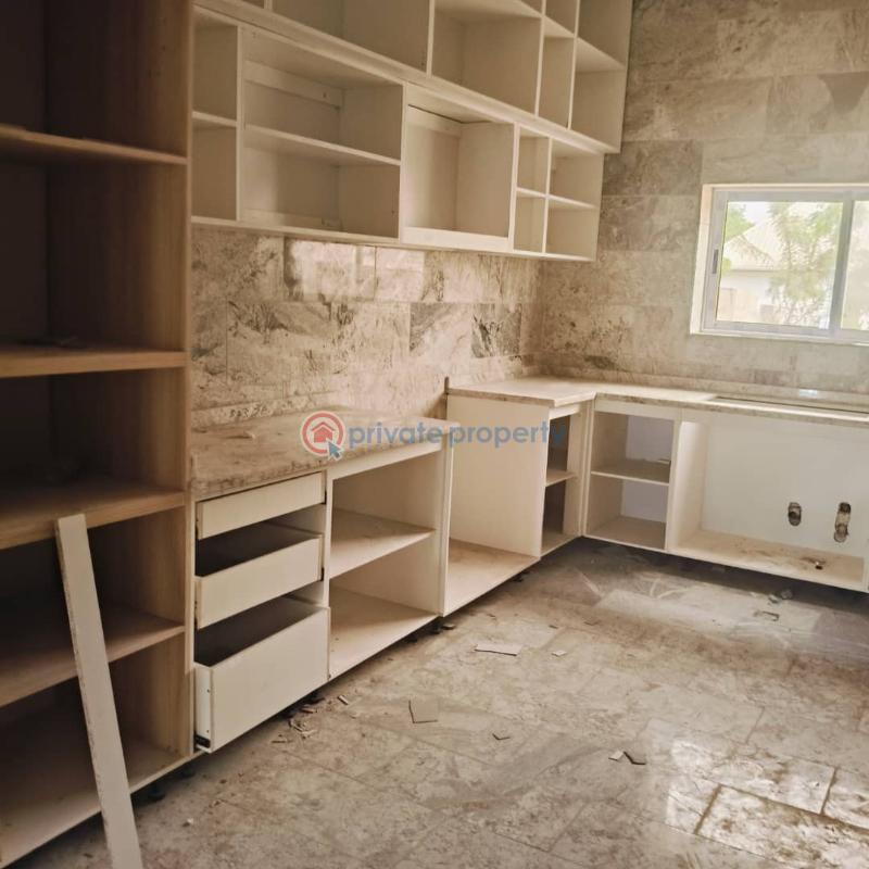 4 bedroom Detached Duplex For Rent Wuye Abuja Phase 2  - 4