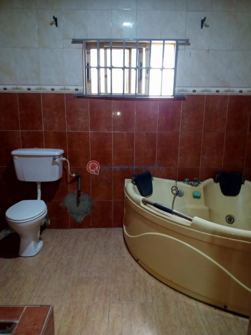 4 bedroom Detached Duplex For Rent Peace Garden Estate, Gbagada Lagos - 7