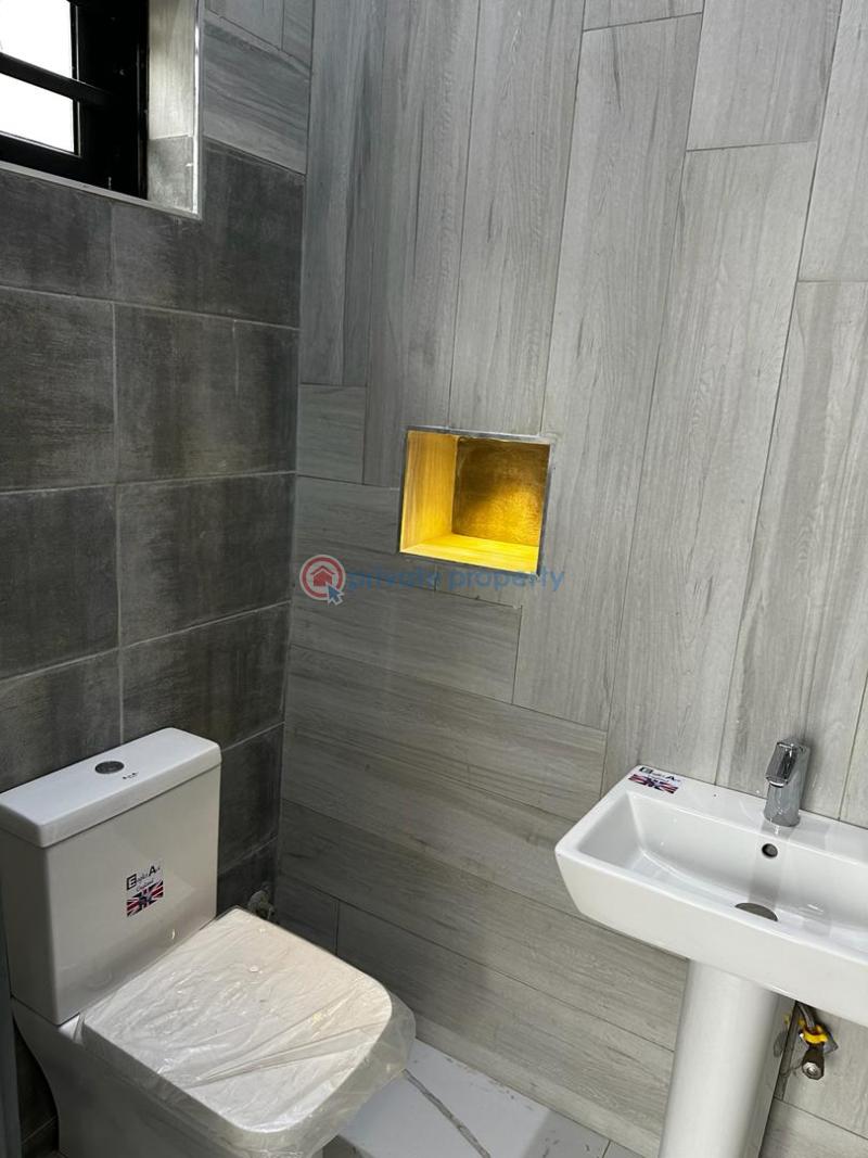 5 bedroom Detached Duplex For Sale . Shonibare Estate Maryland Lagos - 0