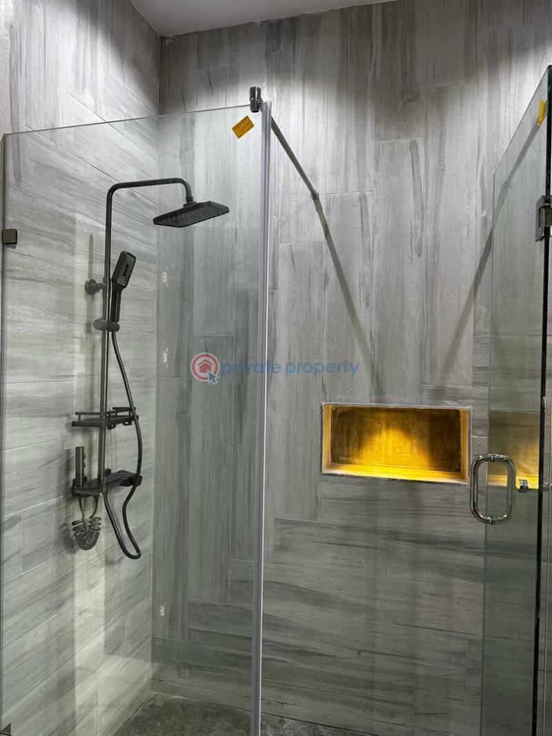 5 bedroom Detached Duplex For Sale . Shonibare Estate Maryland Lagos - 6