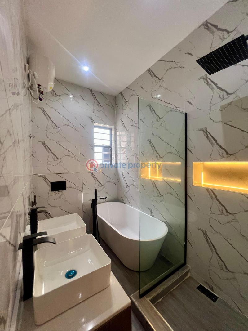 4 bedroom Detached Duplex For Sale Magodo Gra Phrase 1 Magodo GRA Phase 1 Ojodu Lagos - 4