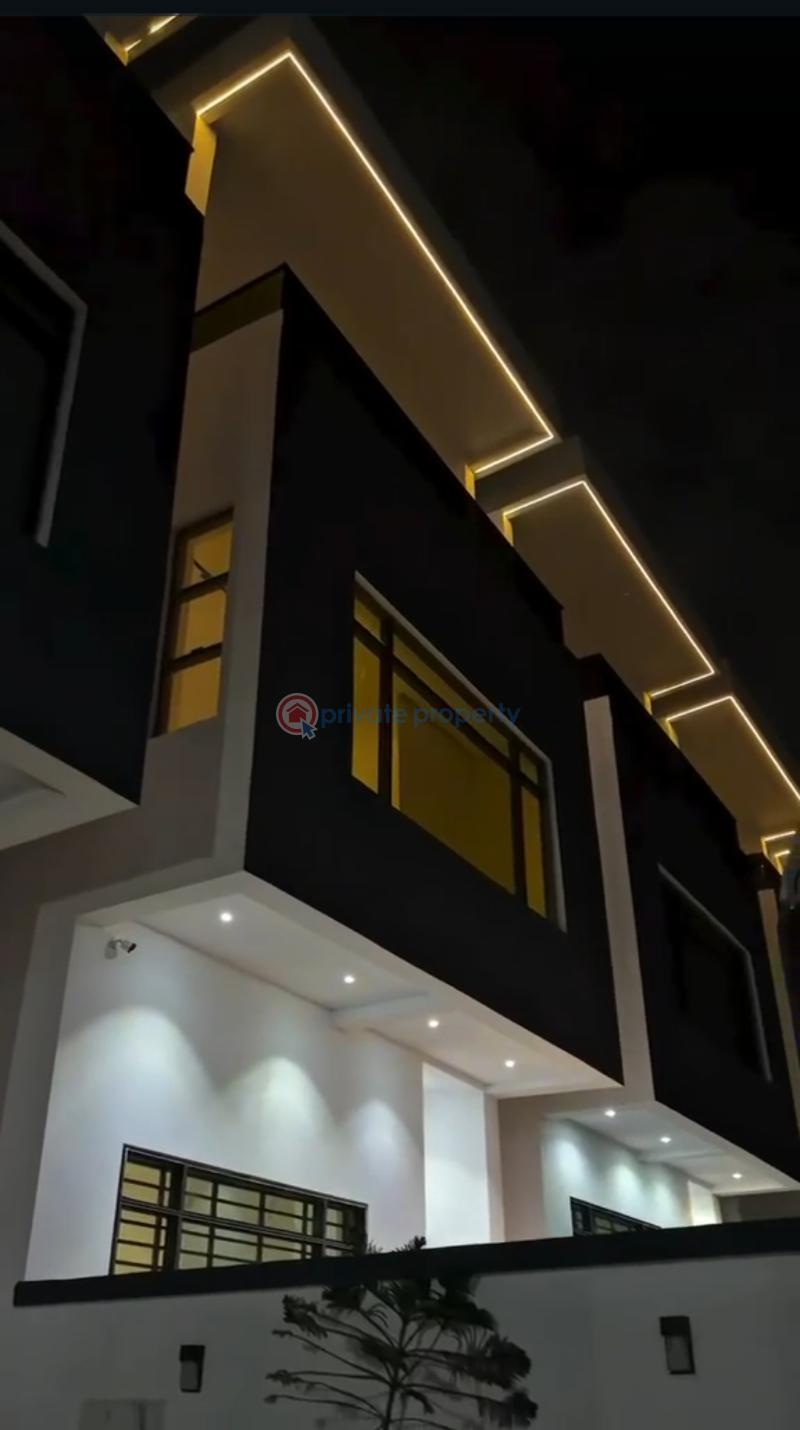 4 bedroom Detached Duplex For Sale Guzape / Abuja Guzape Abuja Phase 1  - 0
