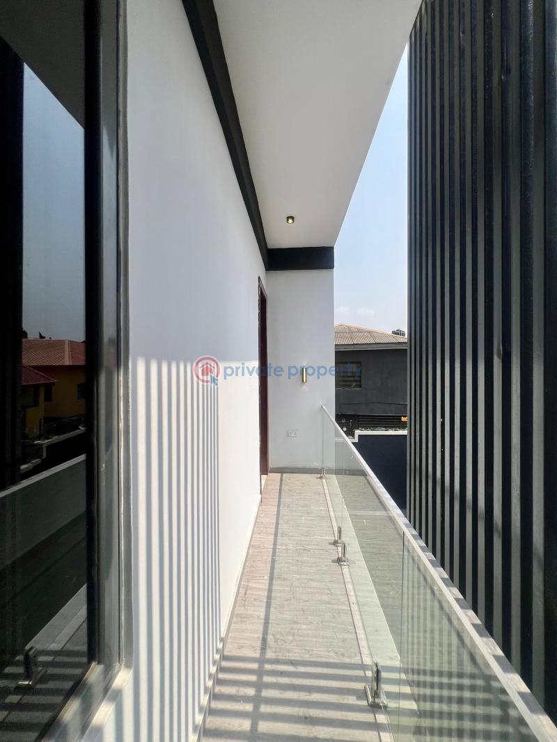 4 bedroom Detached Duplex For Sale Magodo Gra Phrase 1 Magodo GRA Phase 1 Ojodu Lagos - 1