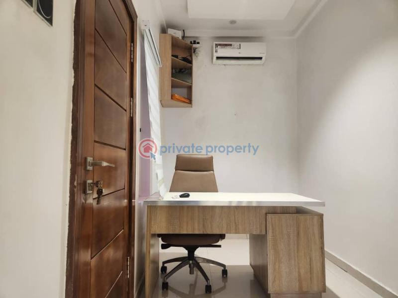 4 bedroom Detached Duplex For Sale Ikota Lekki Lagos - 4