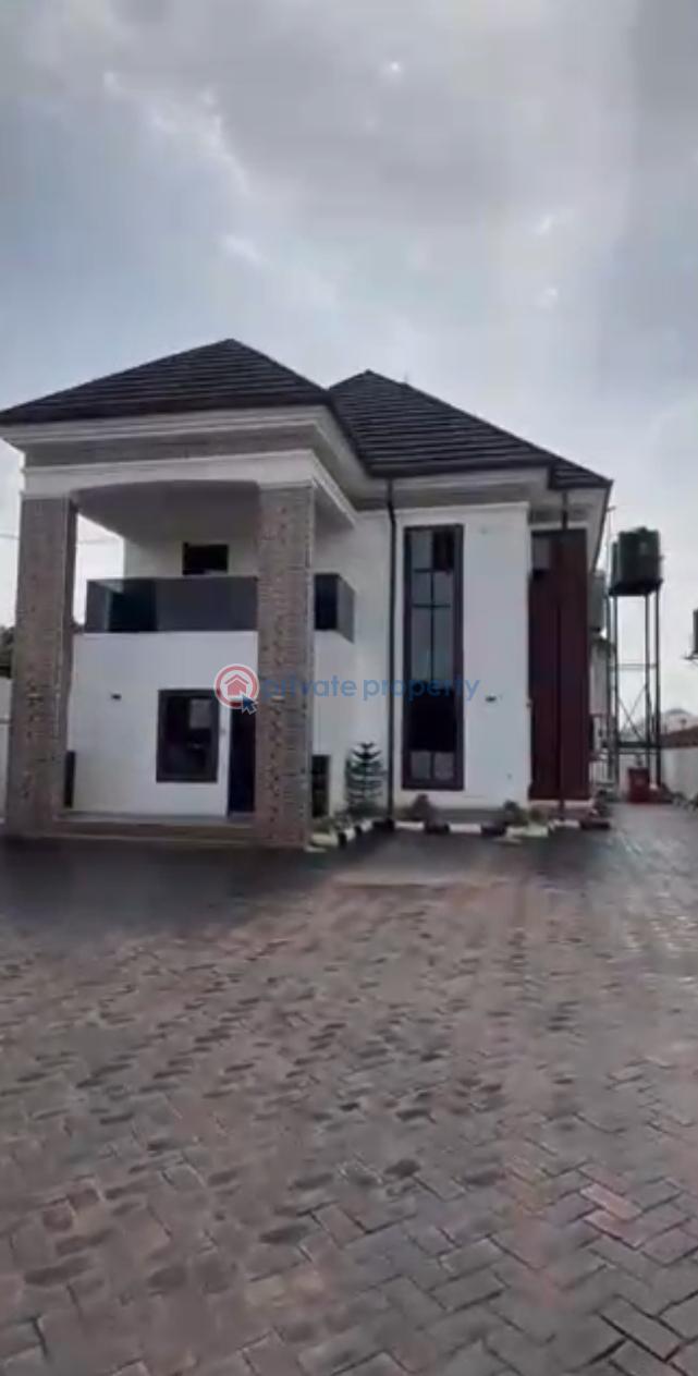 4 bedroom Detached Duplex For Sale Aruogba Off Iriri Off Airport Road Benin Edo