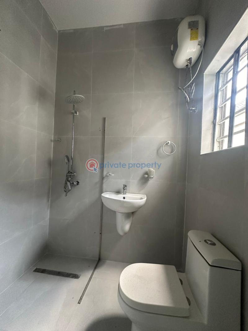 4 bedroom Detached Duplex For Sale Estate Chevron Drive Lekki Lagos - 2