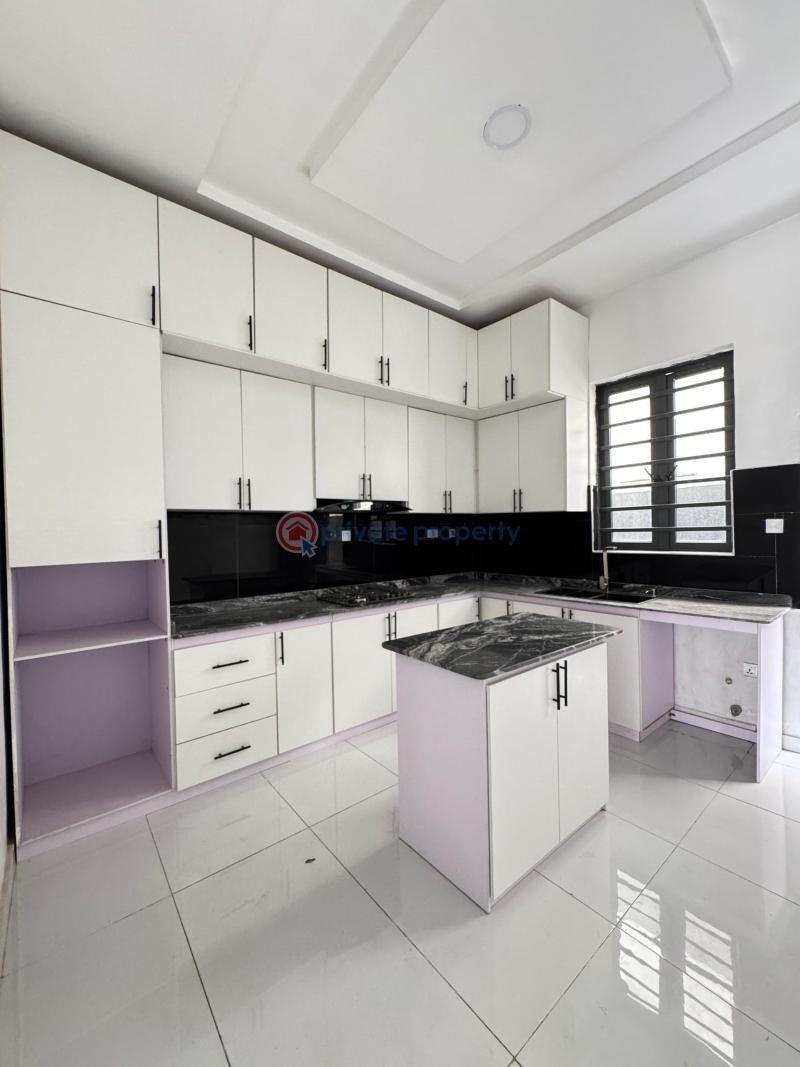 4 bedroom detached duplex  for sale - 13 4 bedroom Detached Duplex For Sale Ajah Lagos - 13