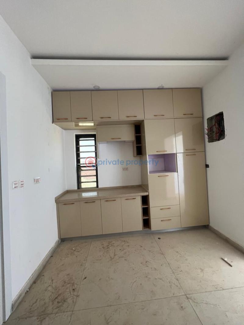 4 bedroom Detached Duplex For Sale Guzape Abuja Phase 1  - 9
