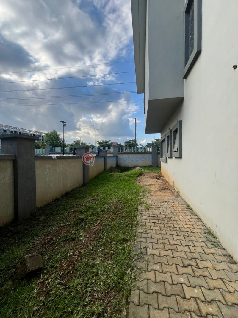 4 bedroom Detached Duplex For Sale Apo Abuja Phase 2  - 2
