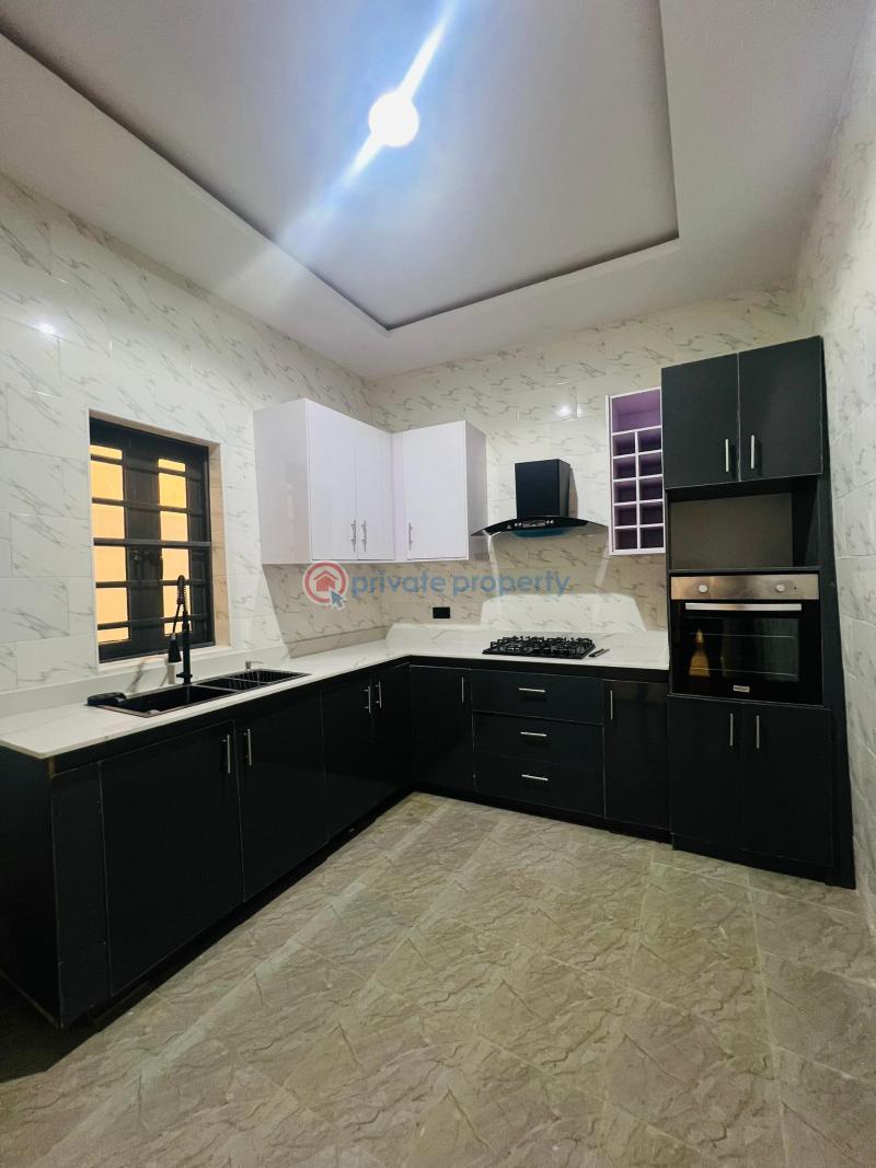 4 bedroom Detached Duplex For Sale Gbagada Lagos - 4