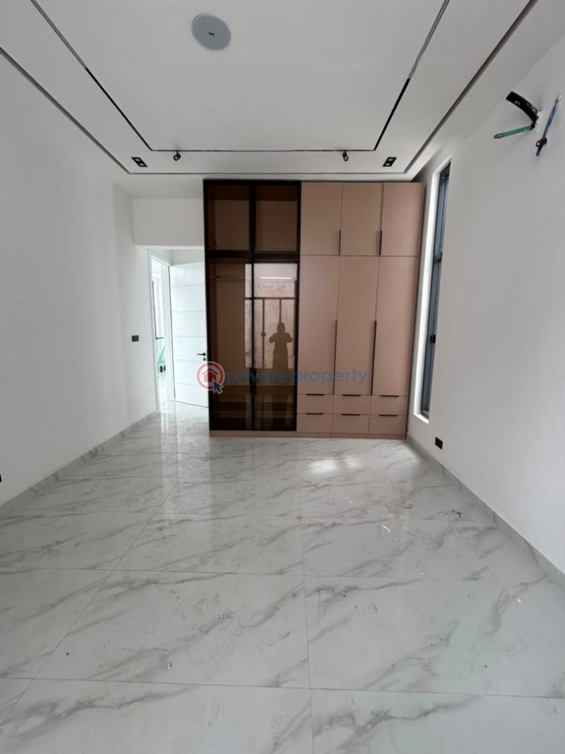 4 bedroom Detached Duplex For Sale Chevron Drive Lekki Lagos - 5