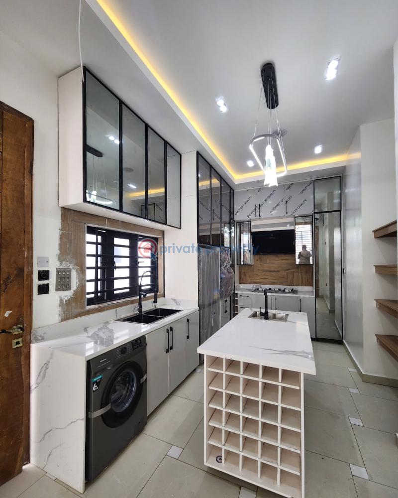 4 bedroom Detached Duplex For Sale Lekki Lagos - 4