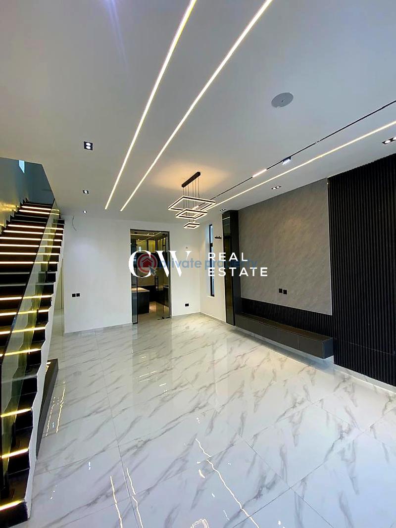 4 bedroom House For Sale Lekki Lagos - 0