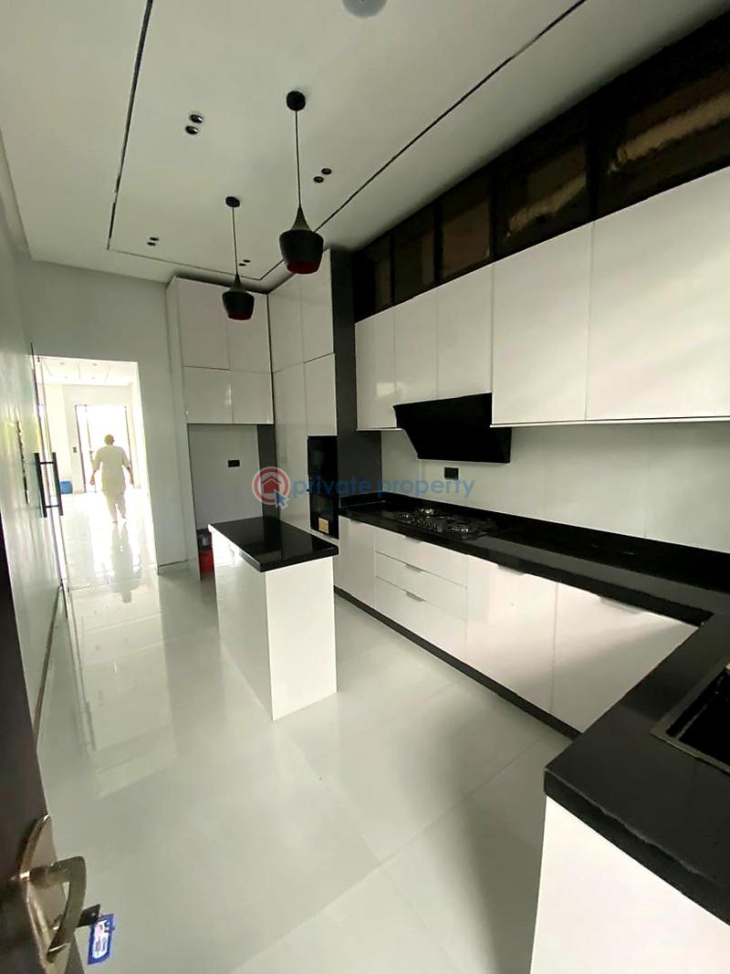 4 bedroom House For Sale Lekki Lagos - 3